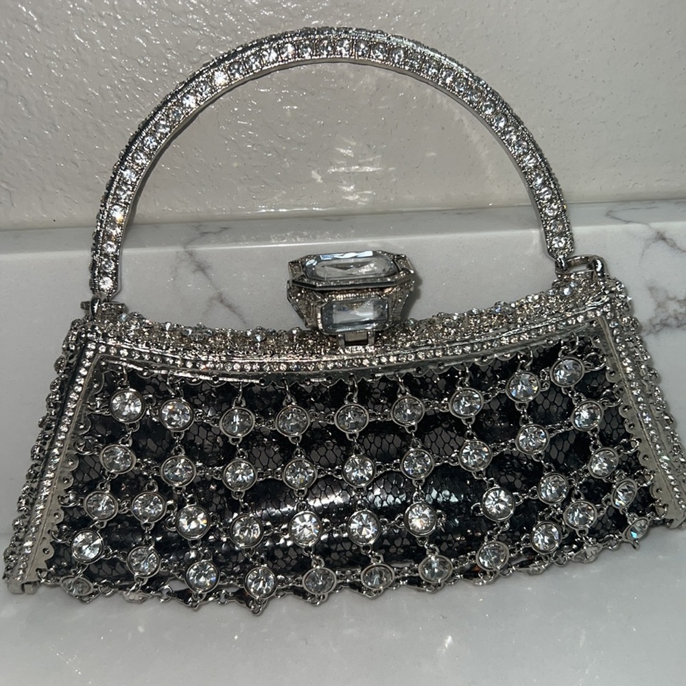 clutch - Picture 3 of 6